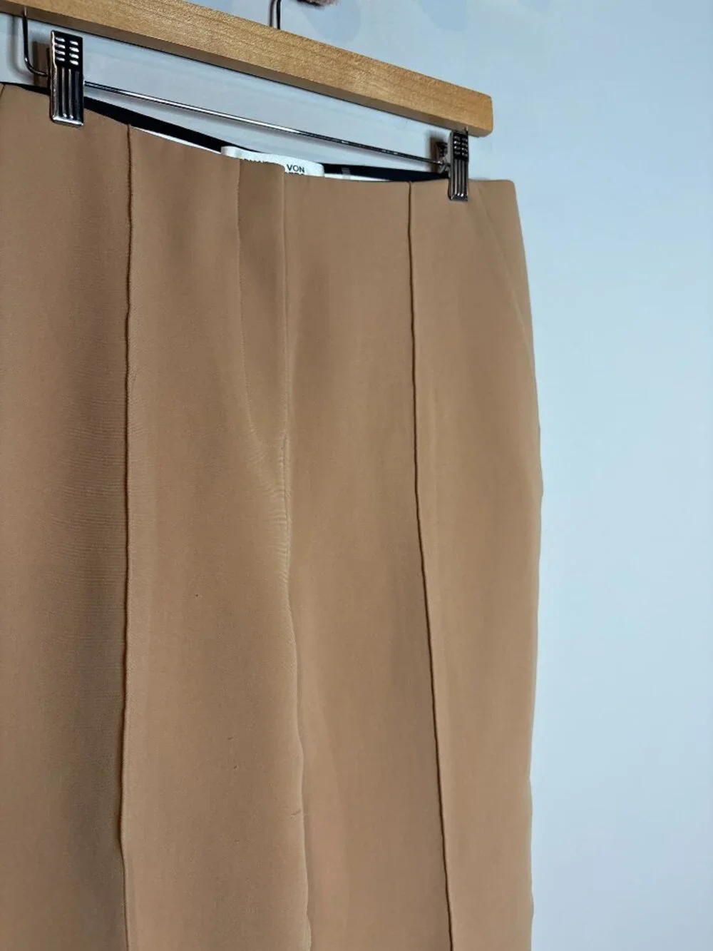 Diane Von Furstenberg tan khaki dress pants - Picture 2 of 5